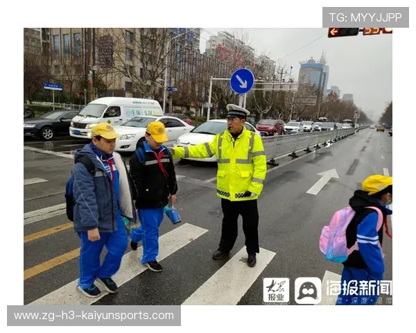 多地试点“校园交警+志愿家长护学骑行线”